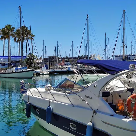 Spacious Beachfront Town House In With Fully Equipped Kitchen, Pools, Garden, Sea View Holiday home Estepona